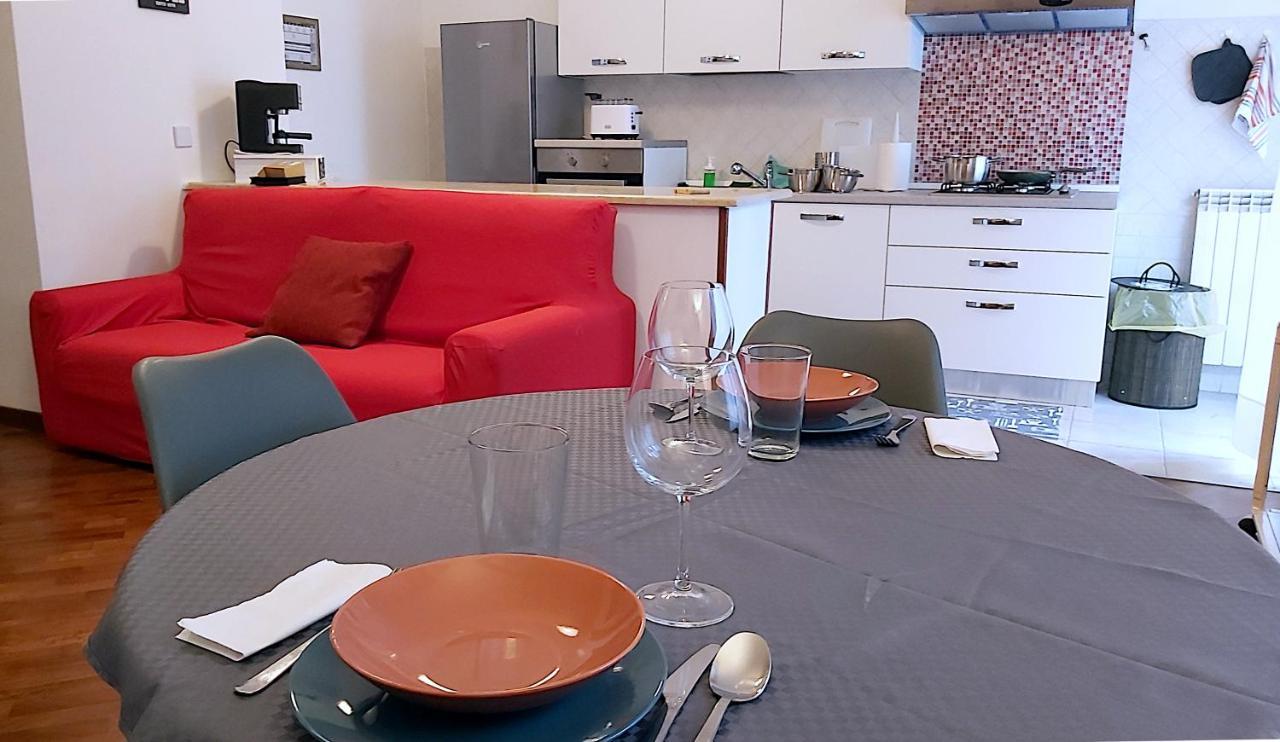 La Casa Del Cedro Apartment เนเปิลส์ ภายนอก รูปภาพ